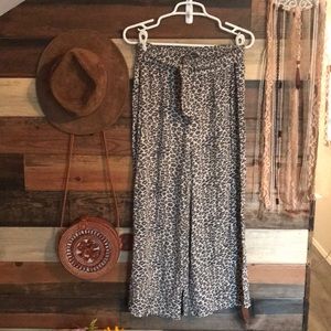 C&C California Leopard Crop Pants